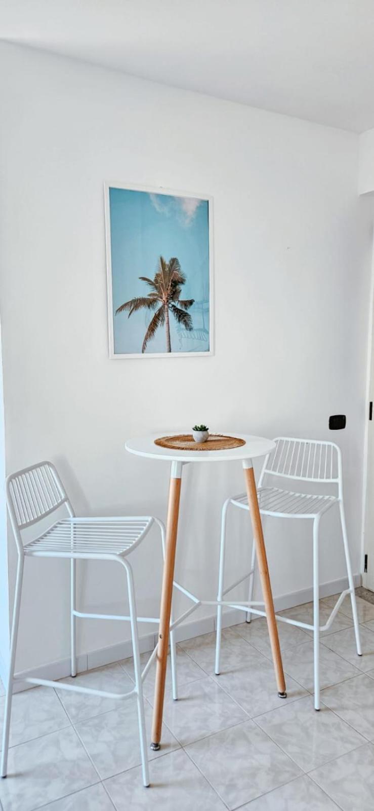 Casa Marzy- Charming Tropea Studio With Pool, Sea & Volcano Views Экстерьер фото